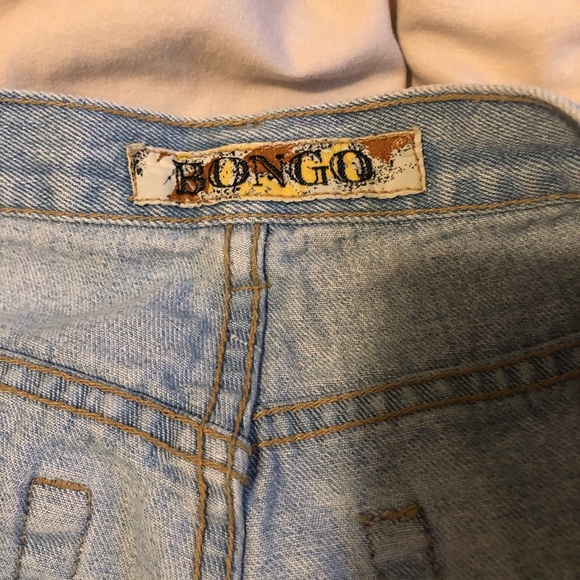 Curvy fit Bongo cut off shorts - Picture 4 of 7